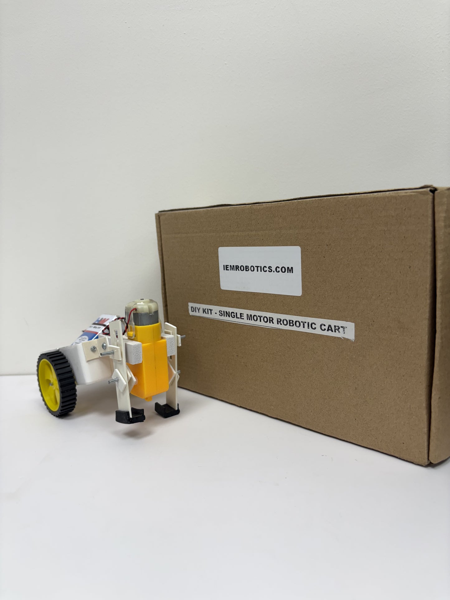 SINGLE MOTOR ROBOTIC CART SCIENCE KIT